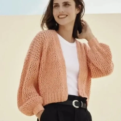 Кардиган из пряжи Katia Pluma