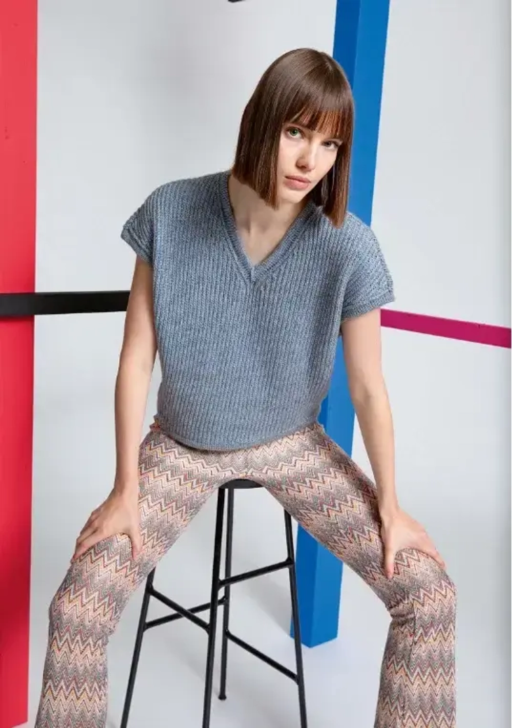 Lang Yarns VAYA - модель топа