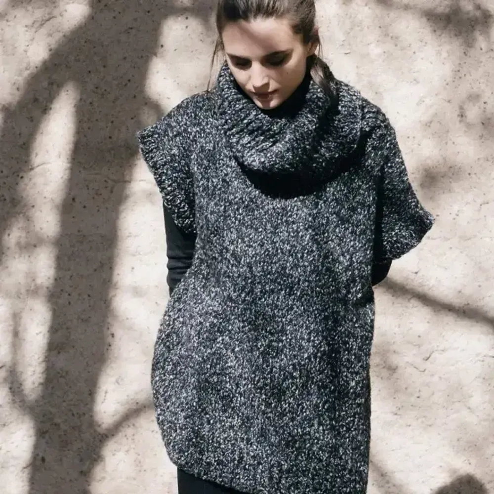 Жилет из Katia KOMOREBI