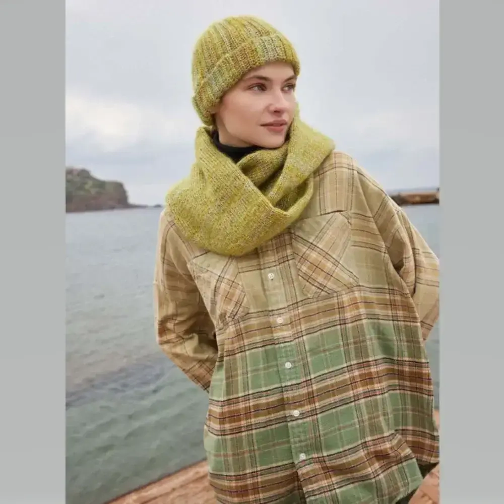 Lang Yarns GLAMOUR - шапка