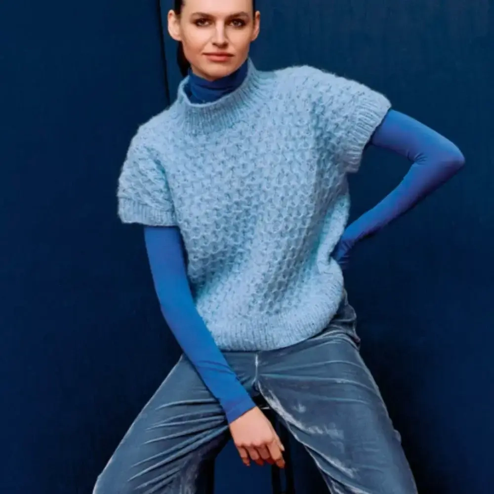 Lang Yarns Baby Lama 4