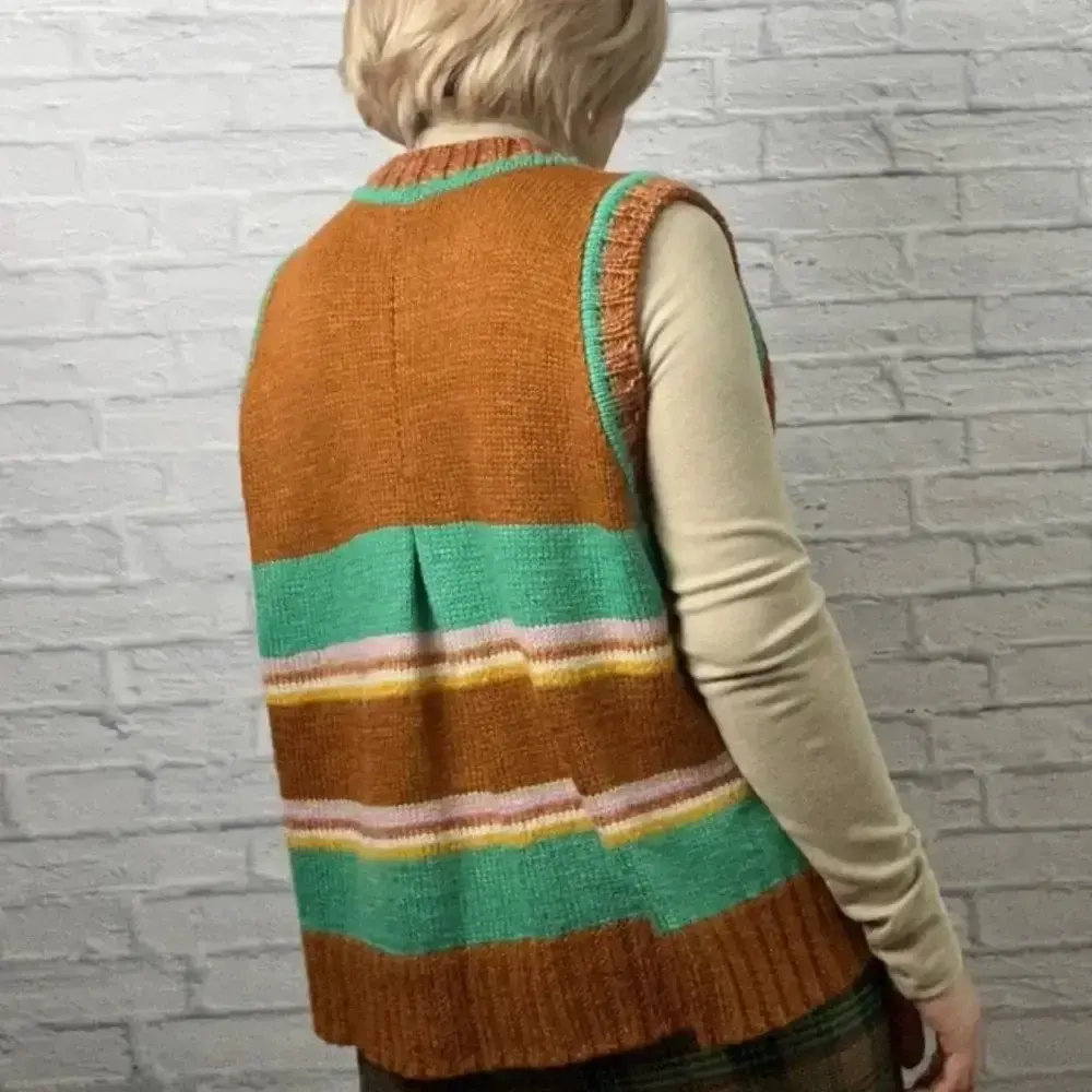 Жилет спицами. Модель "Корица" - 2