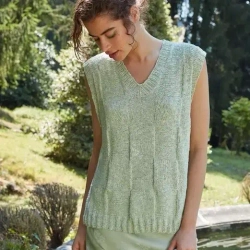 Пуловер из пряжи Lang Yarns Pride